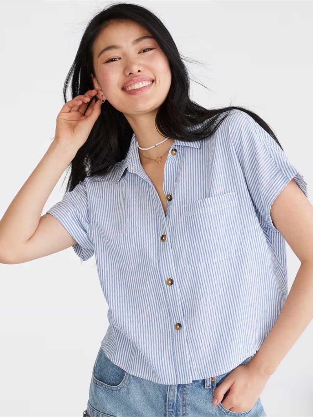Aeropostale Blue and White Striped Short-Sleeve Button-Down Shirt